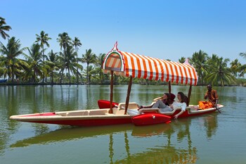 kondai lip backwater heritage resort