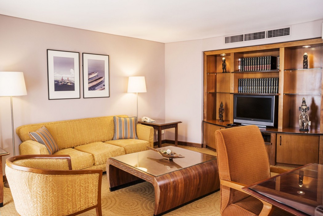 Crown Hotel,In The City Center,4 star