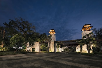 bali beach hotel