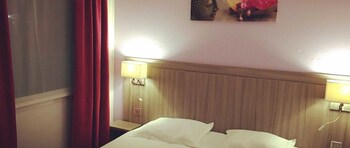 hotel eden