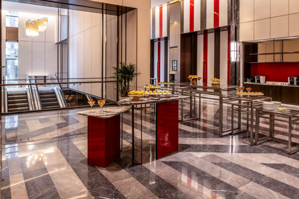 grand mercure yichang waitan