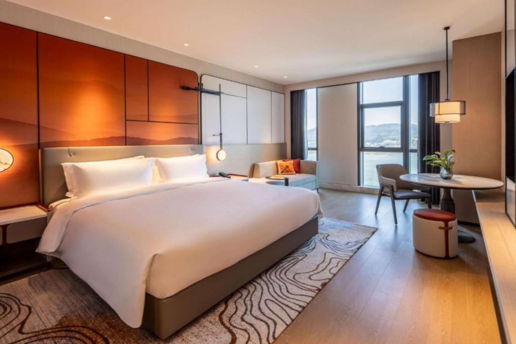 grand mercure yichang waitan