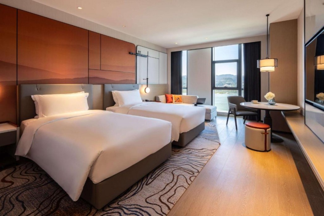 grand mercure yichang waitan