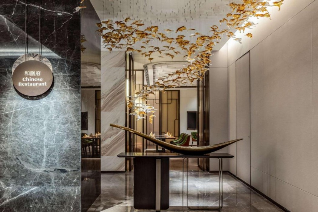grand mercure yichang waitan