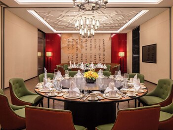 grand mercure yichang waitan