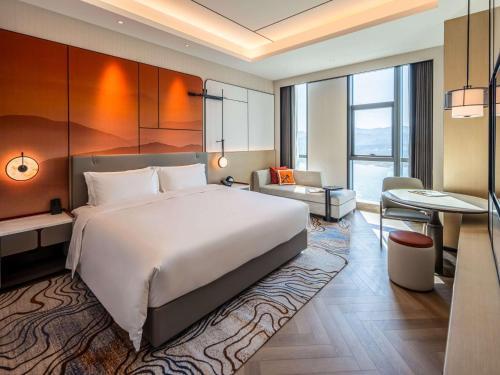 grand mercure yichang waitan