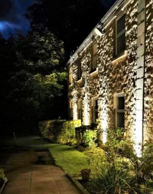 astley bank hotel