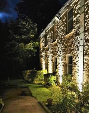 astley bank hotel
