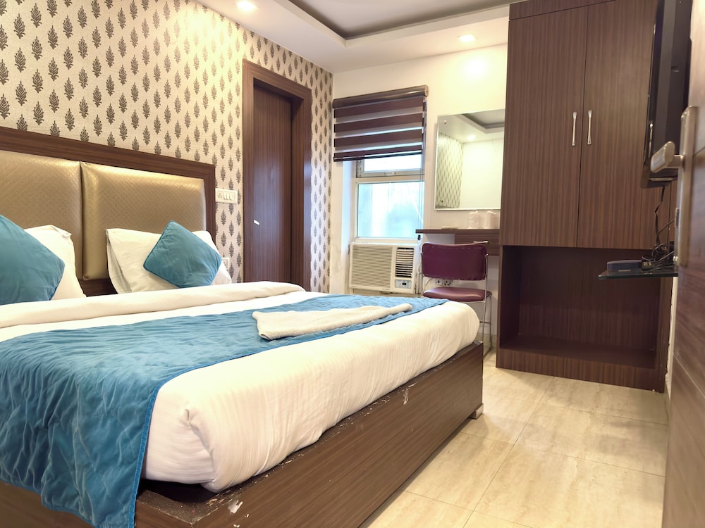 hotel pawan plaza