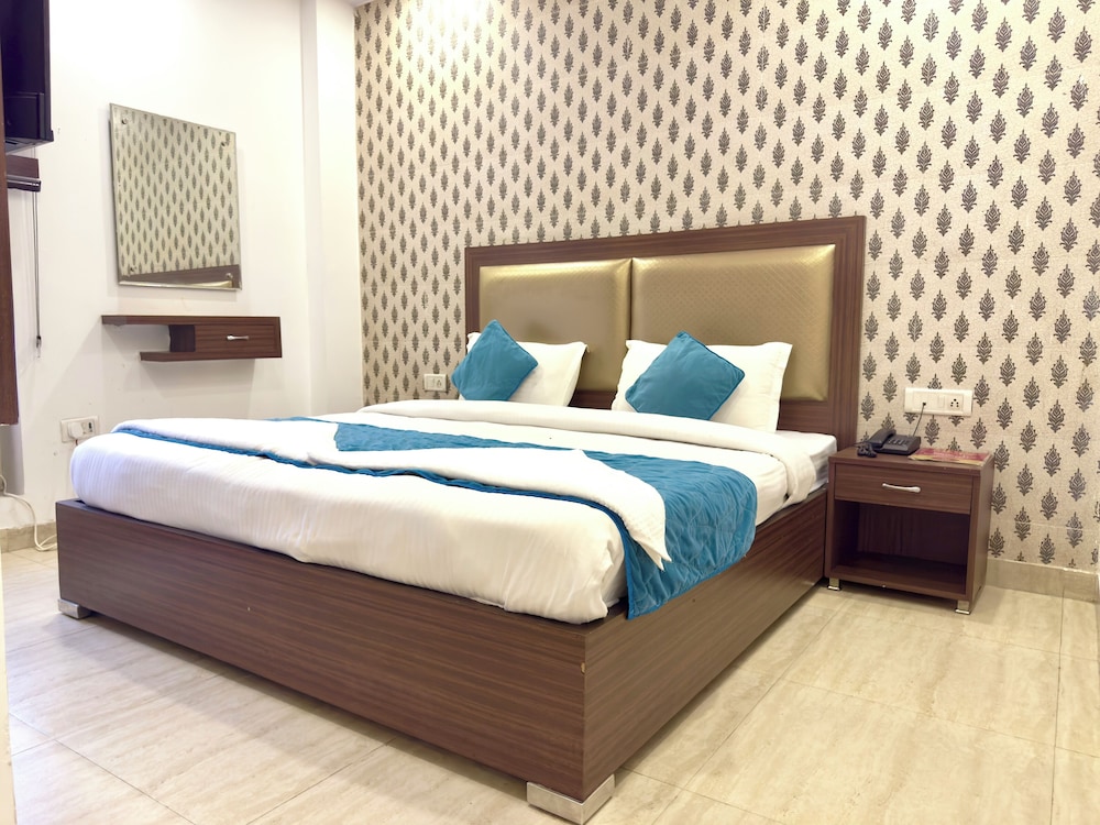hotel pawan plaza