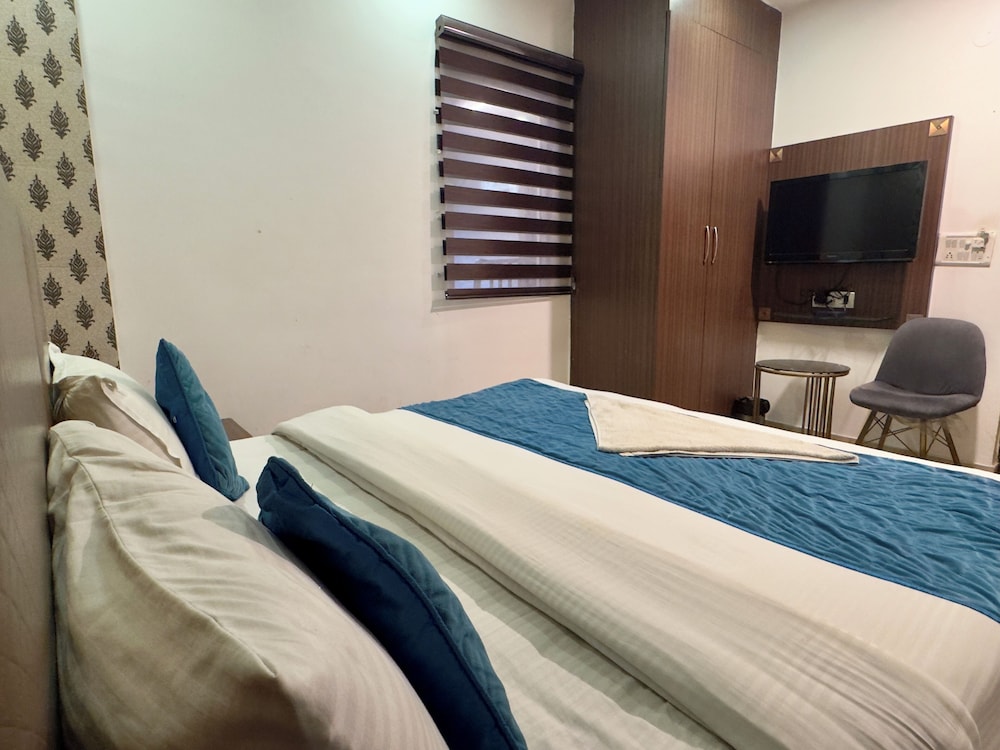 hotel pawan plaza