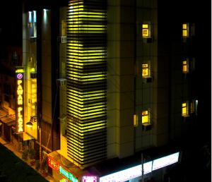 hotel pawan plaza
