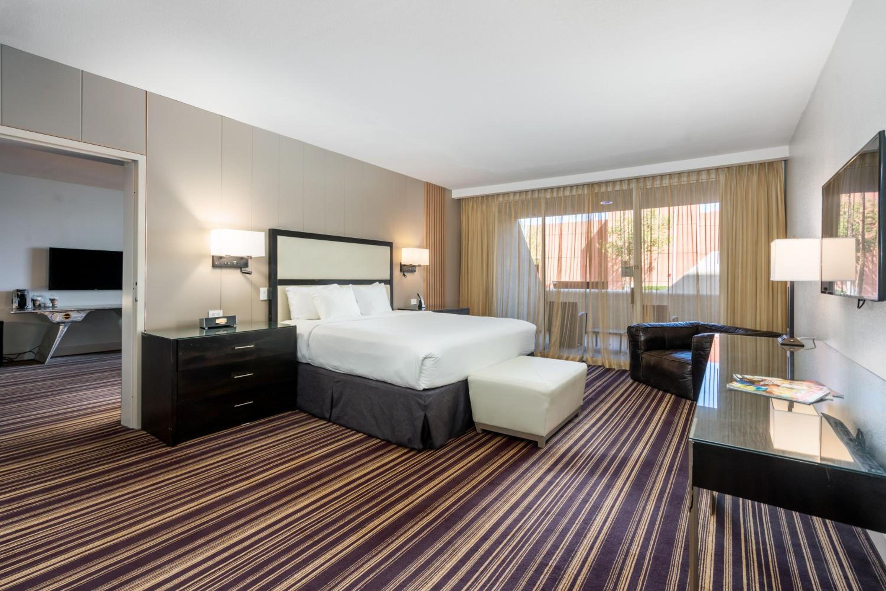the lofton hotel tapestry collection by hilton