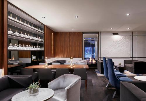 the lofton hotel tapestry collection by hilton