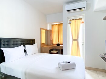 great deal studio at springlake summarecon bekasi apartment
