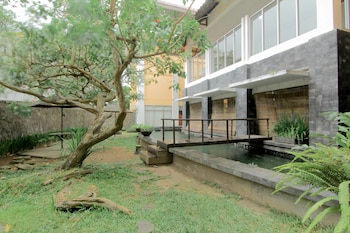 university hotel yogyakarta