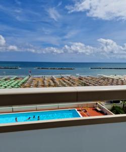 hotel embassy pesaro