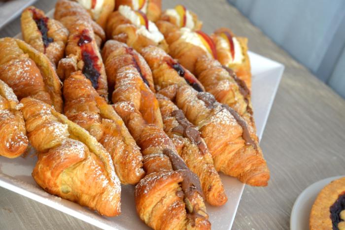 hotel embassy pesaro