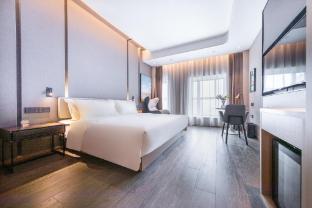 atour hotel guangzhou south high speed railway station