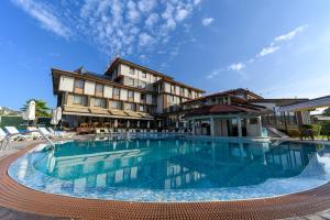 ezeretz spa hotel