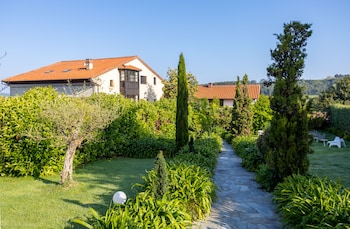 Casona Las Cinco Calderas,Bareyo>>Ajo,4 star