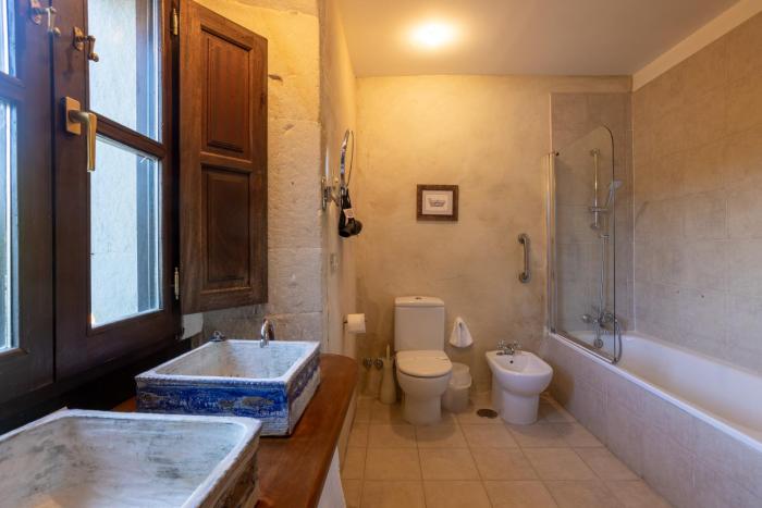 casona las cinco calderas