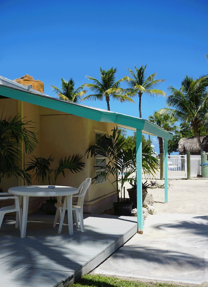 coconut cove resort and marina