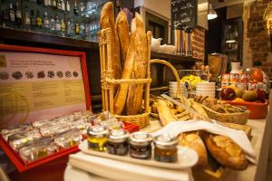hotel europe saint severin paris