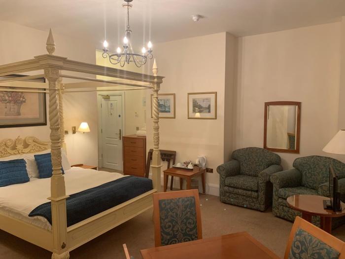 the waterloo hotel