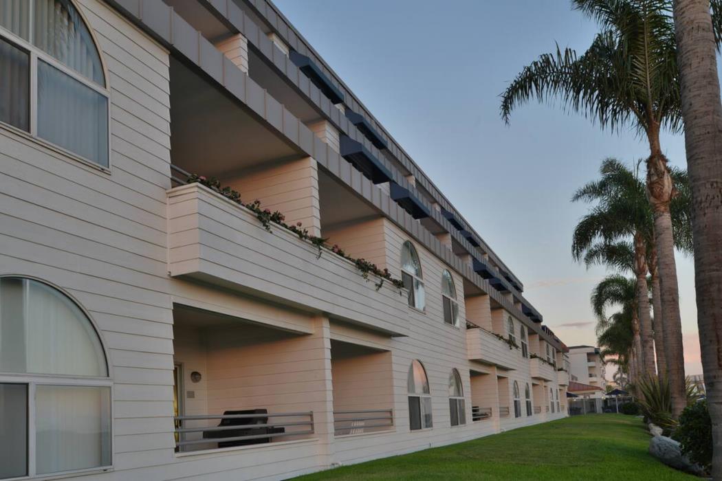 riviera beach and shores resorts