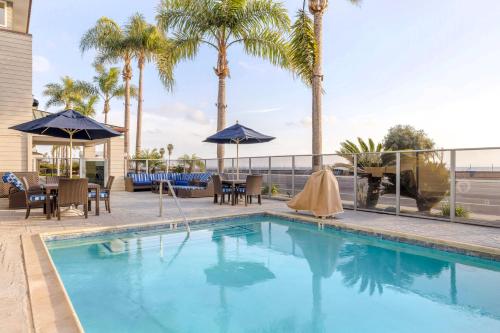 riviera beach and shores resorts