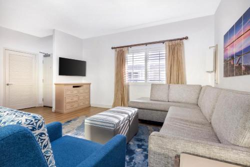 riviera beach and shores resorts