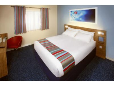 travelodge london ealing