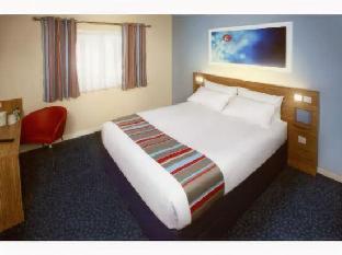 travelodge london ealing