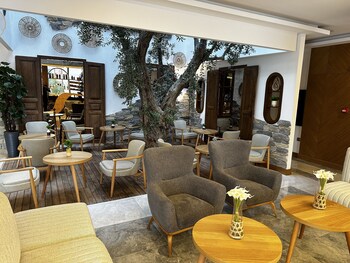 gulluk elegance otel