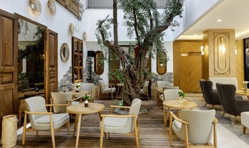 gulluk elegance otel