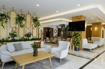 gulluk elegance otel
