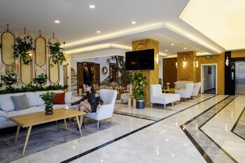 gulluk elegance otel