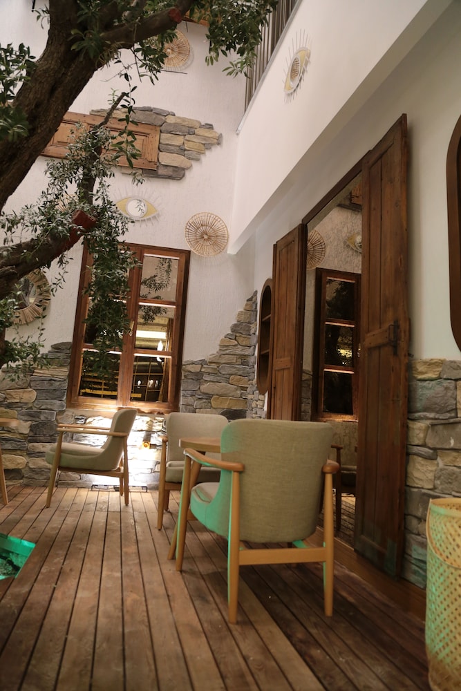 gulluk elegance otel