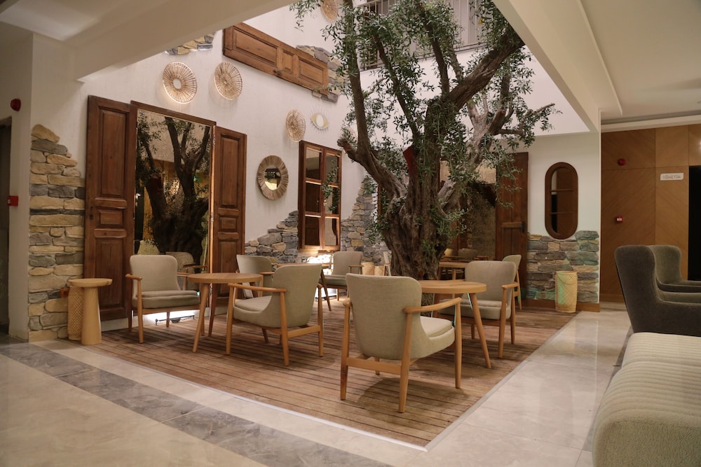 gulluk elegance otel