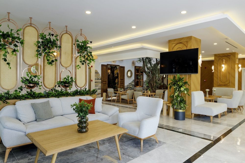gulluk elegance otel
