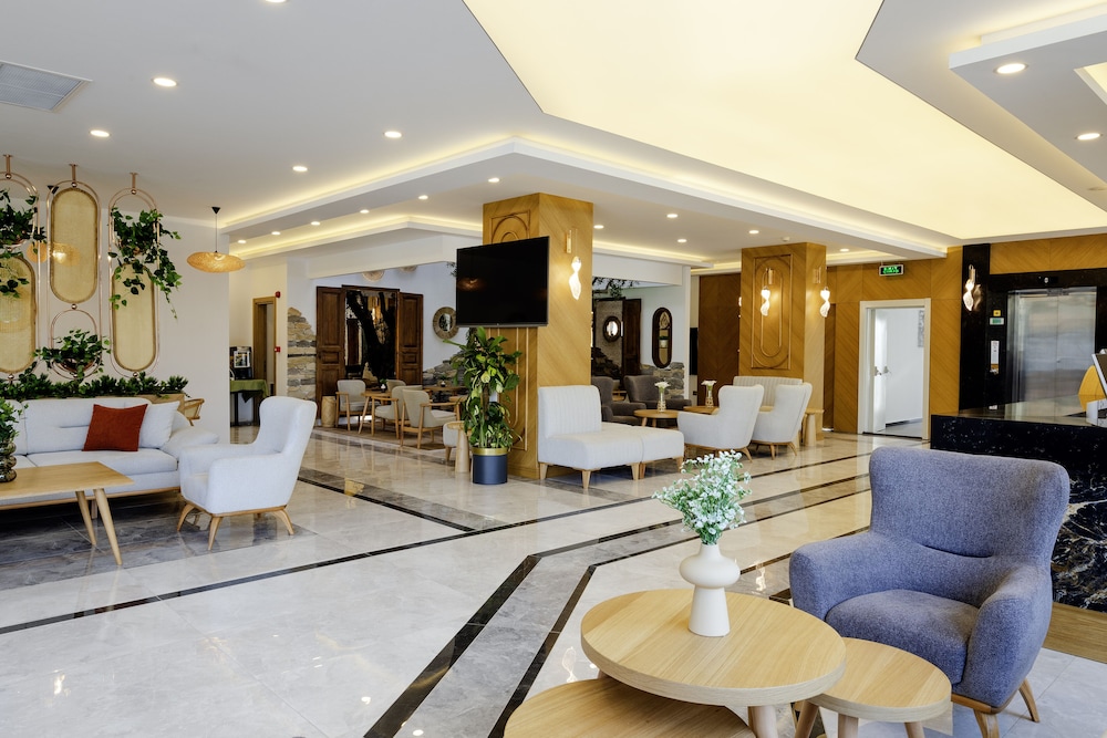 gulluk elegance otel