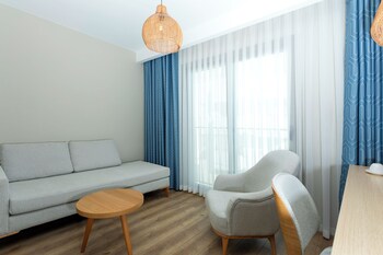 gulluk elegance otel