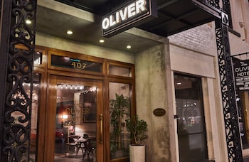 the oliver hotel