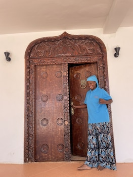 ha beach hotel zanzibar