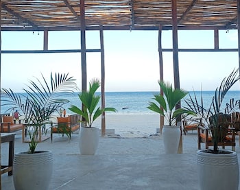ha beach hotel zanzibar