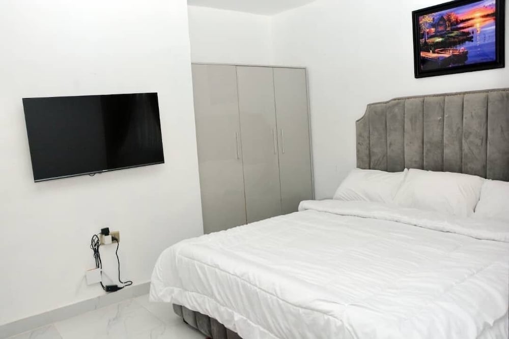 habbot luxury apartment