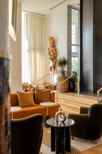 hall park hotel autograph collection