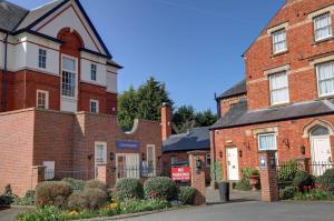 Deincourt Hotel,Near National Civil War Centre,3 star