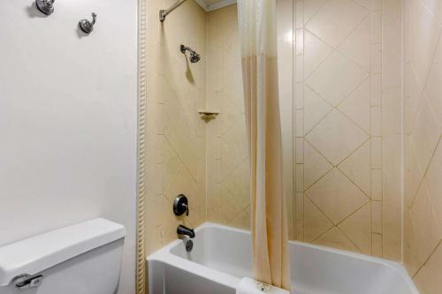 quality inn athens i 65 huntsville area west